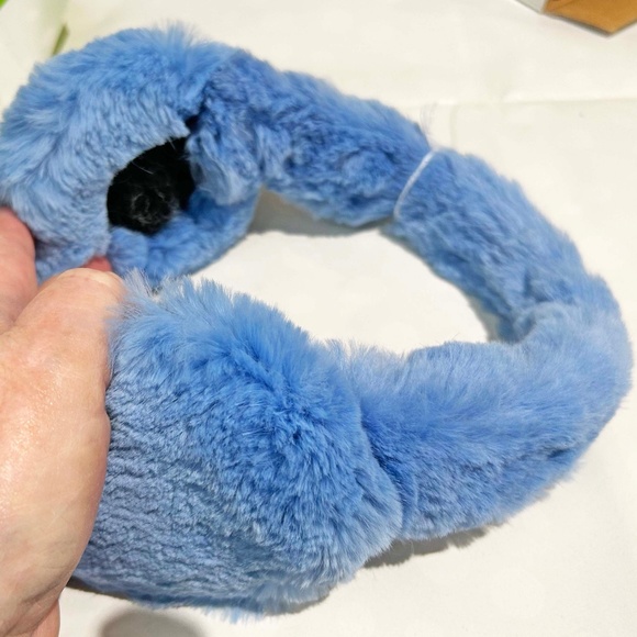 RABBIT FUR EAR MUFFS, NEW, ONE SIZE, LIGHT BLUE, HOLT RENFREW, INSULATED, GENUIN - Picture 5 of 8